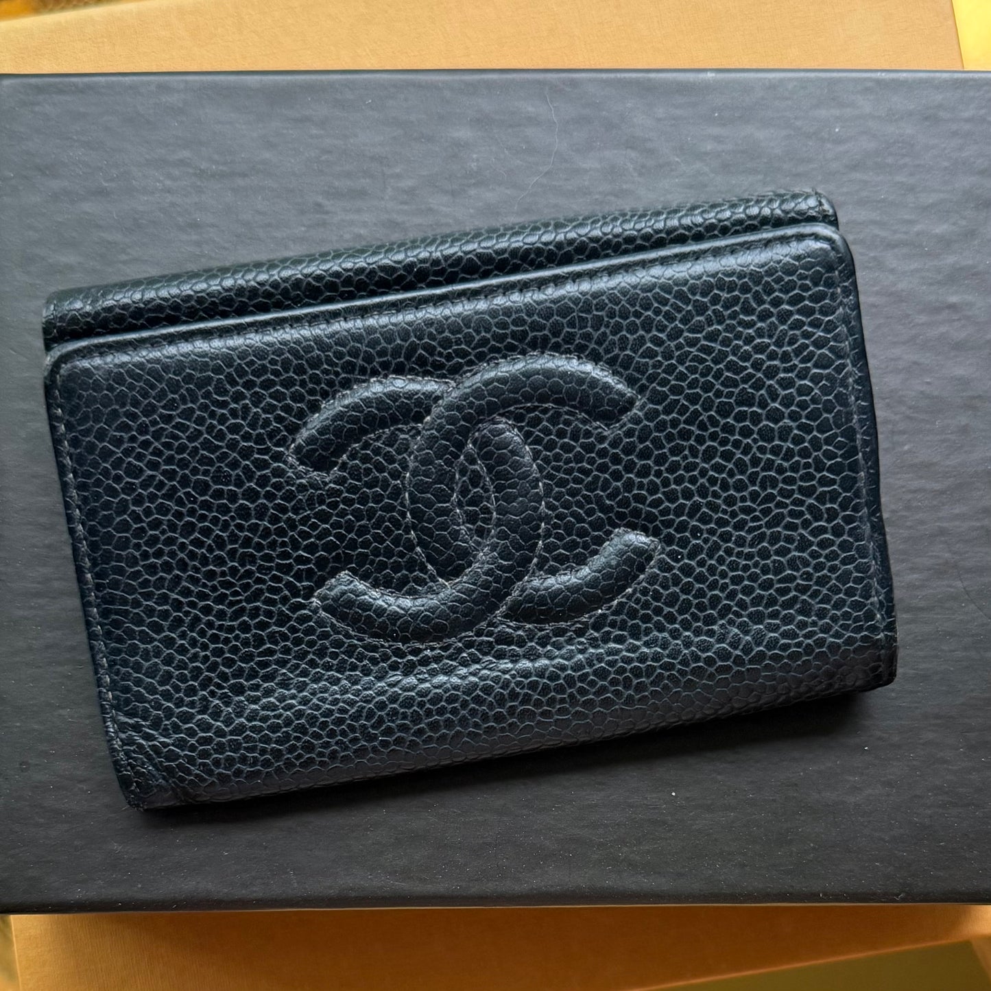 Authentic Preloved Vintage CC 4 Key Wallet in Black Caviar Leather