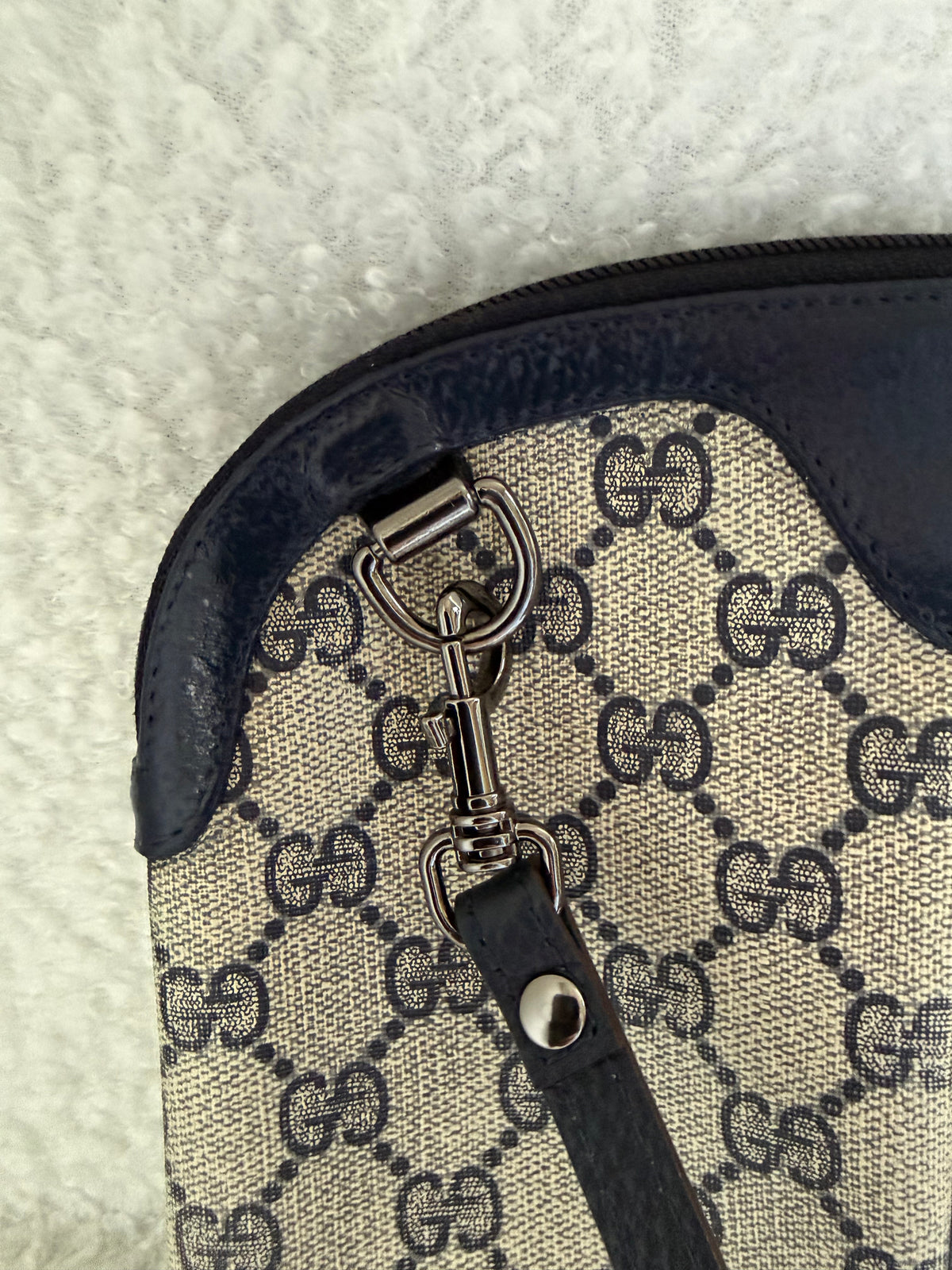 Authentic Preloved Vintage Gucci Crossbody Bag