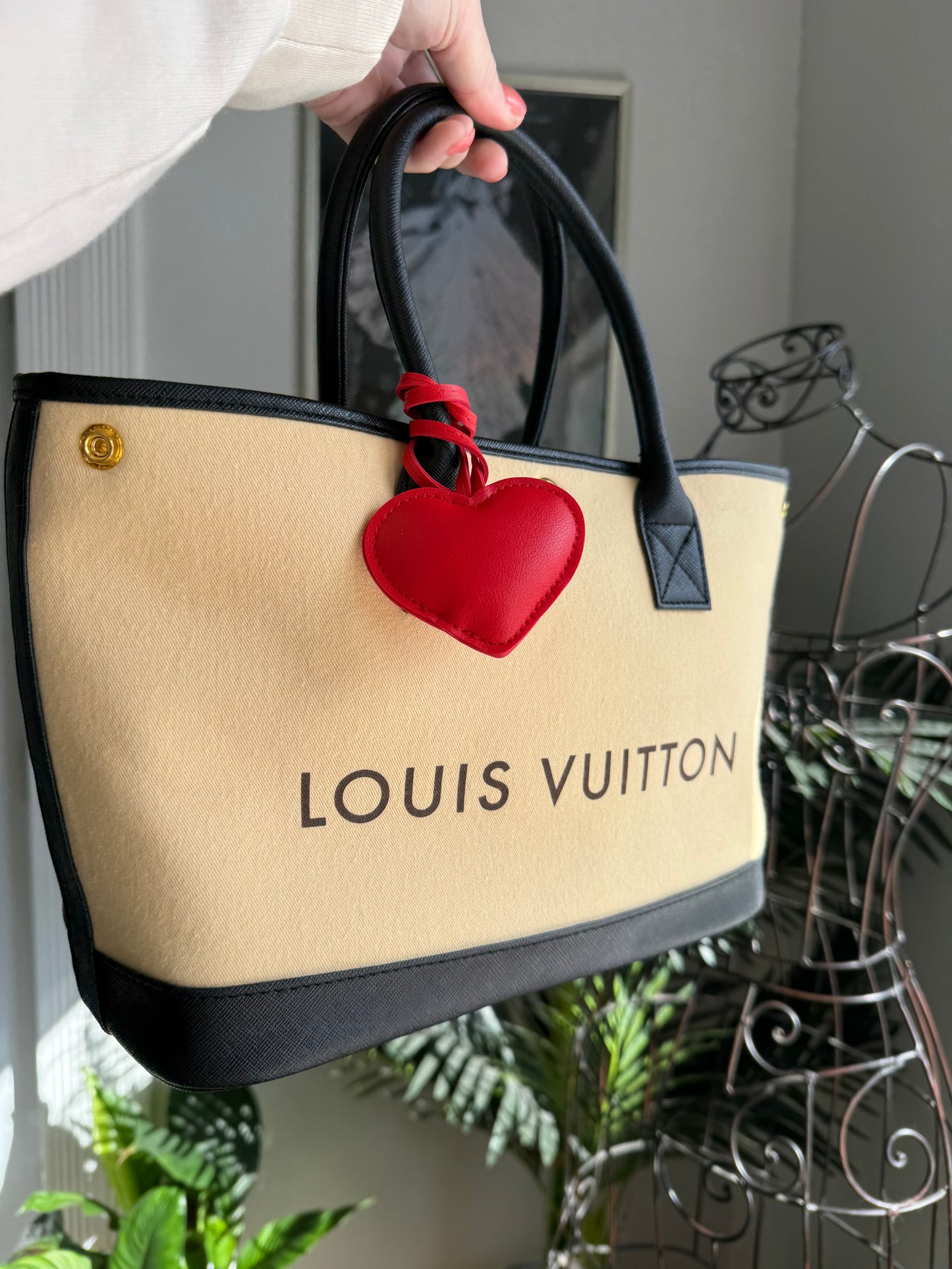 DUSTY BAG Subscription Box