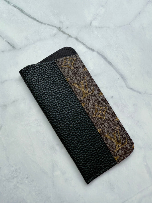 MANUSCRIPT Upcycled Mono Glasses Sleeve - Black