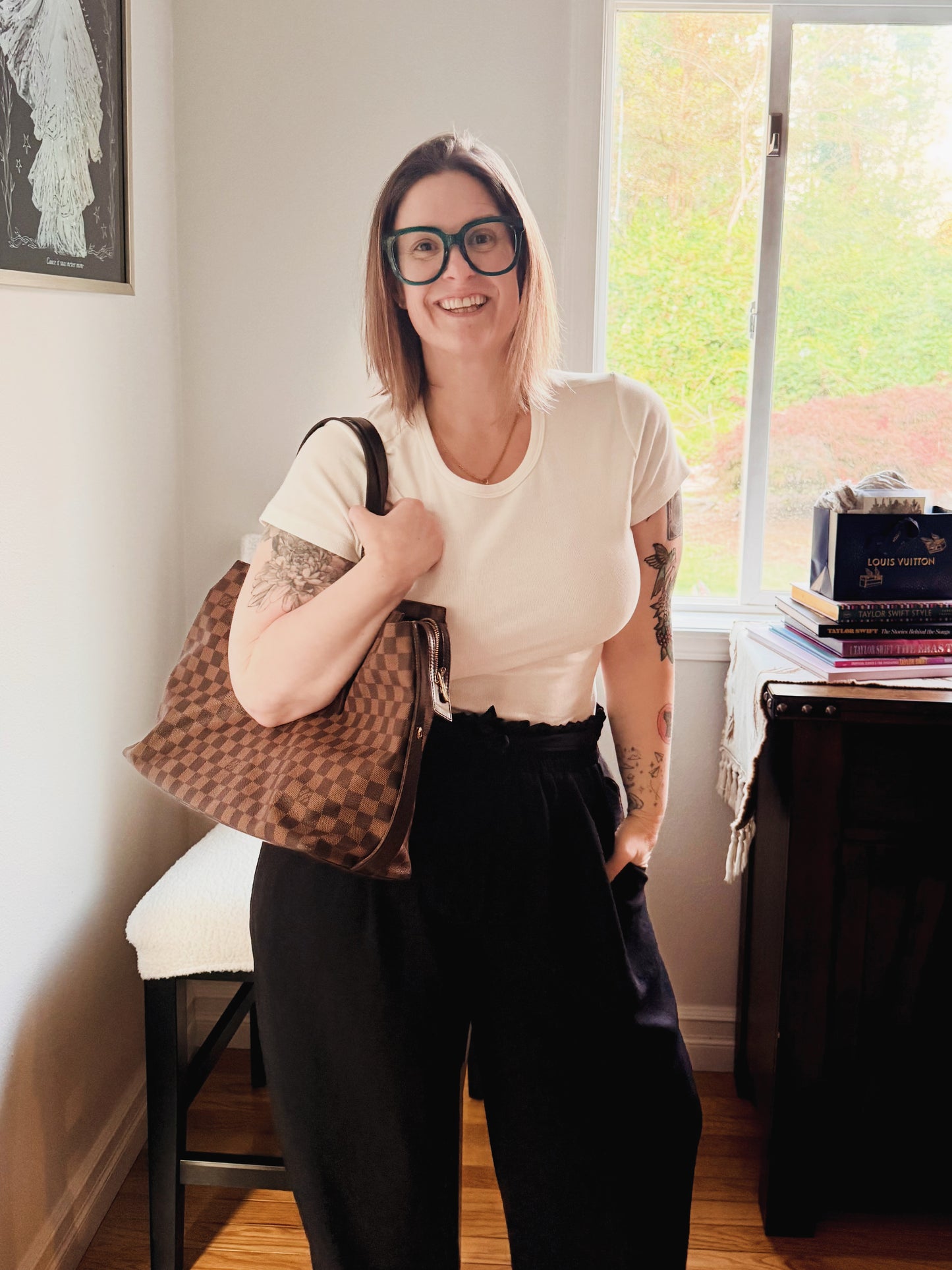Luxury Authentic Preloved Chelsea Large Shoulder tote in Damier Ebene