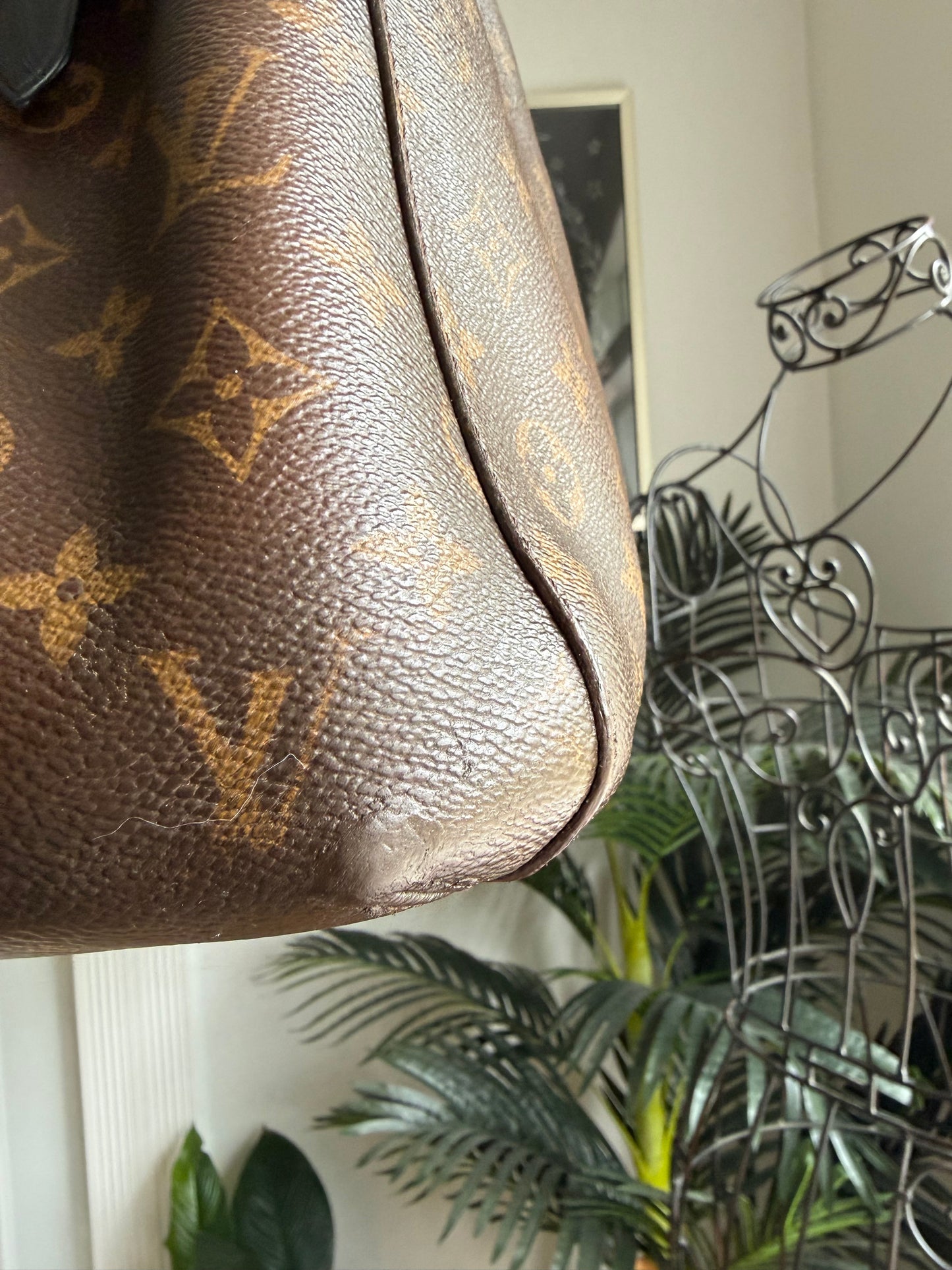 Preloved Restored Authentic LV Montaigne MM Two Way Bag