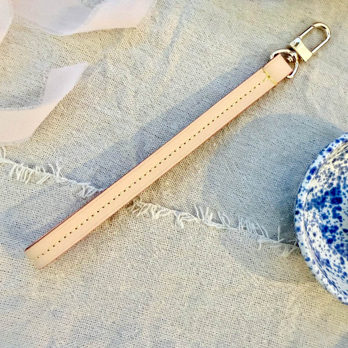 The DAYDREAM Wristlet || Handmade Vachetta Leather Keychain