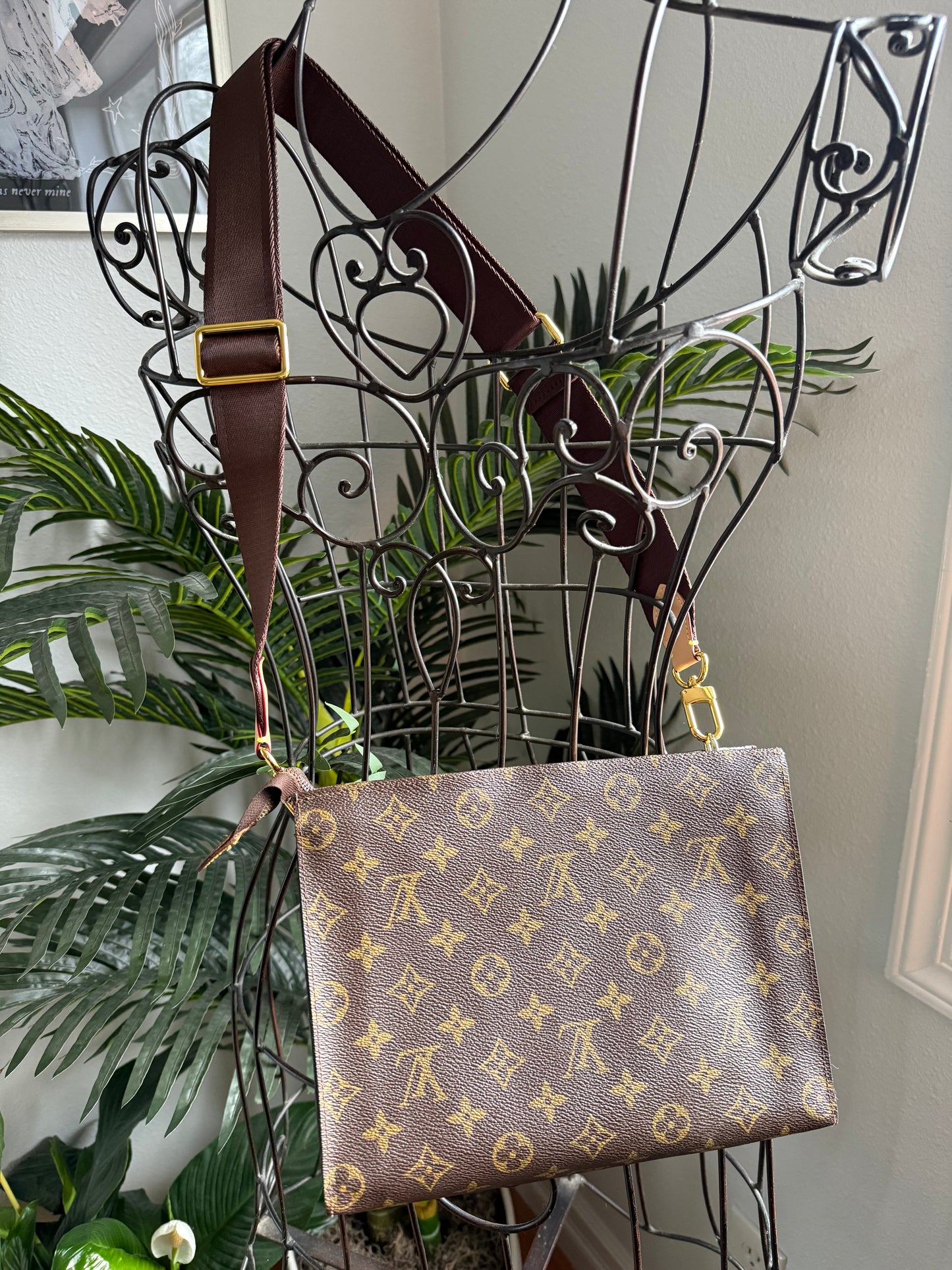 Vintage Preloved Authentic LV Toilette 26