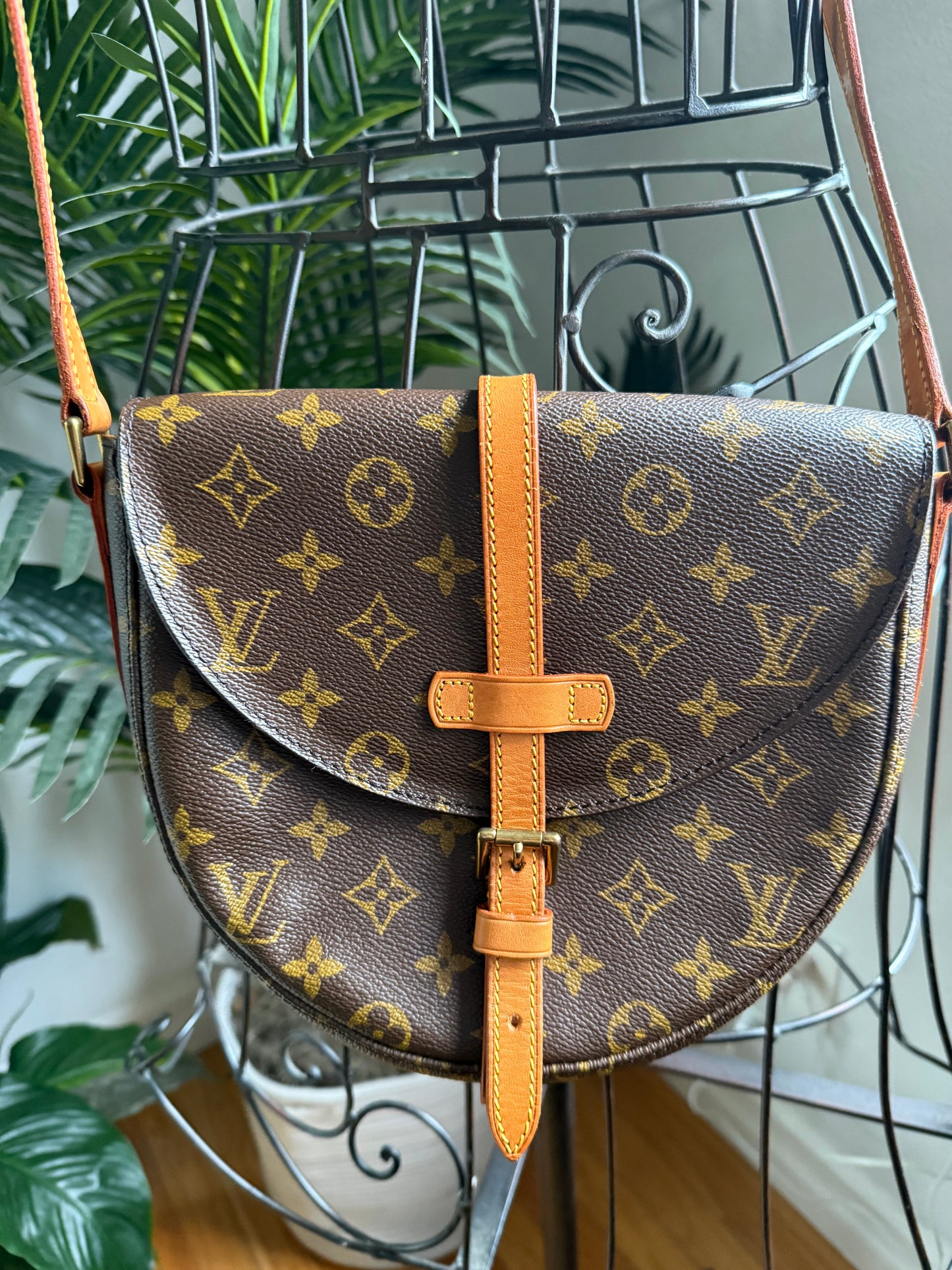 Authentic Preloved Vintage Luxury 1990 Louis Vuitton Chantilly PM Classic Crossbody Bag