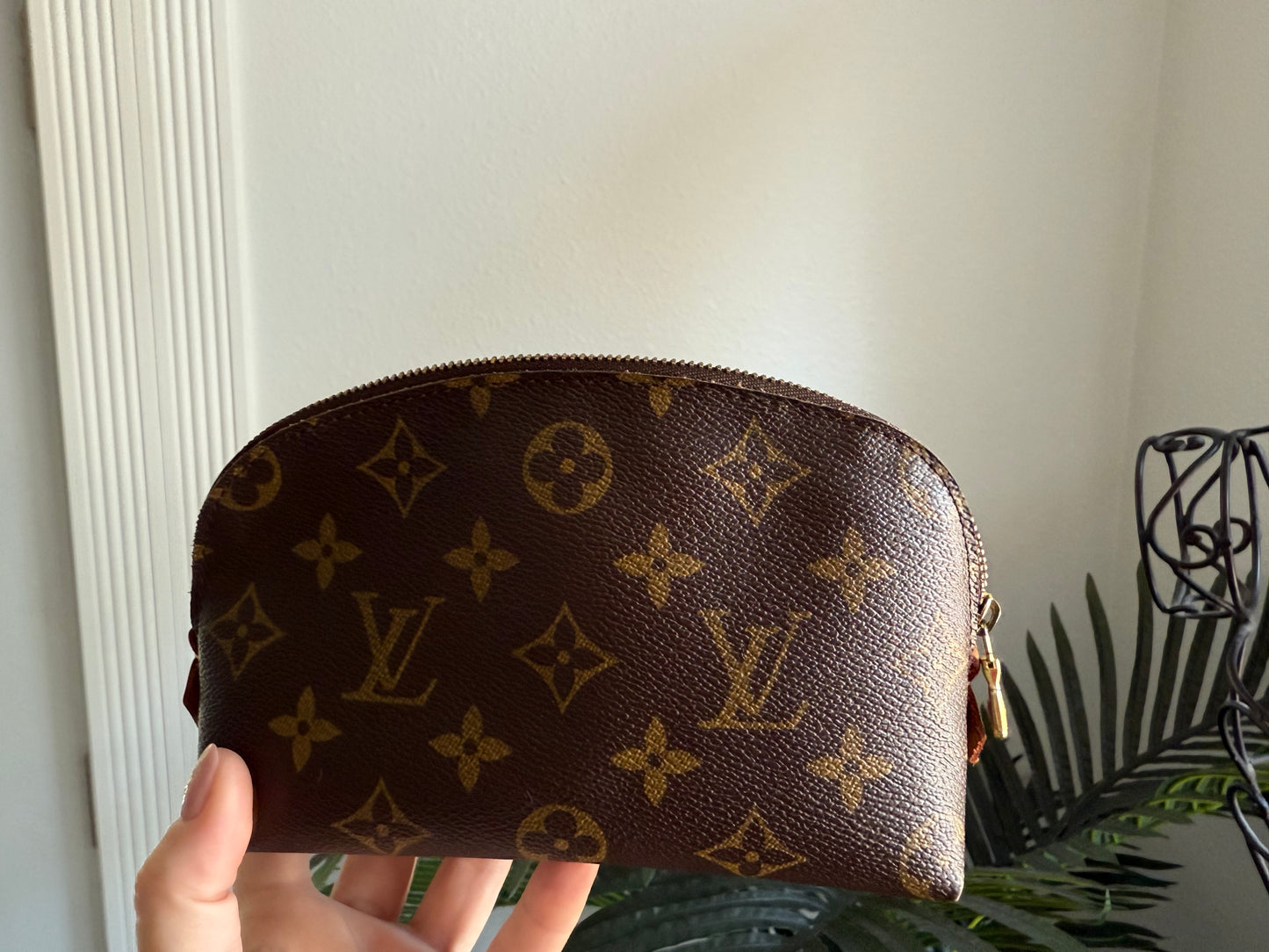 SHOWGIRL Authentic Preloved Vintage LV 2002 Cosmetic Bag