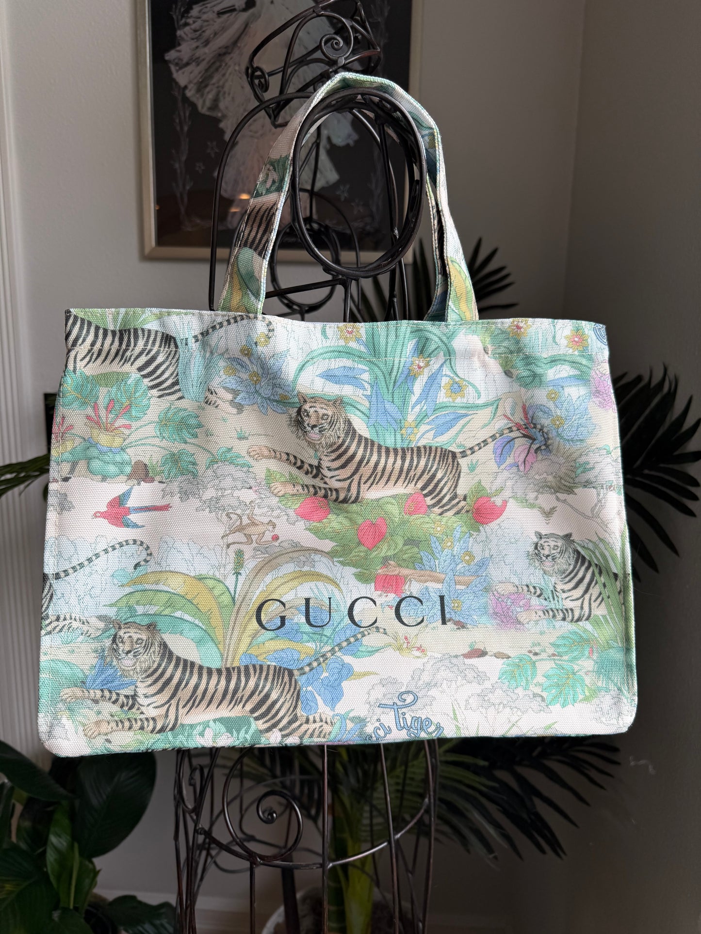 Authentic Preloved GG Beauty Tiger Tote