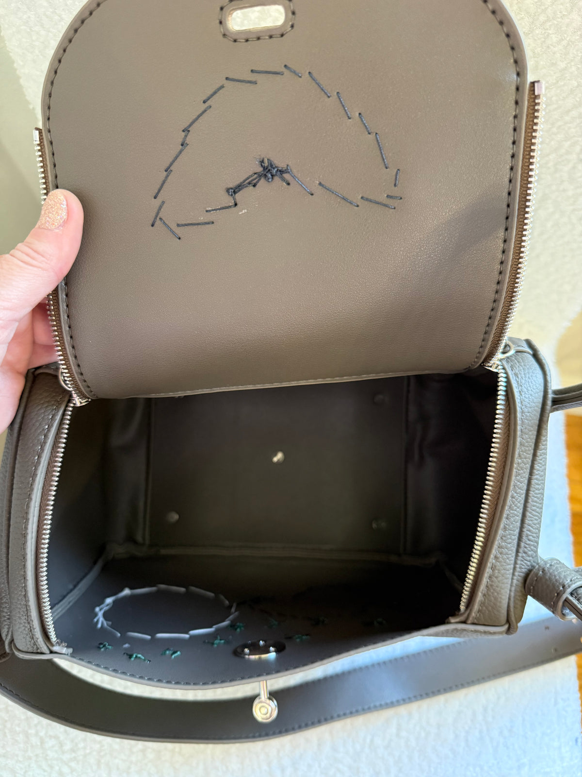 The SWINDY 26 Handmade Patched Handbag