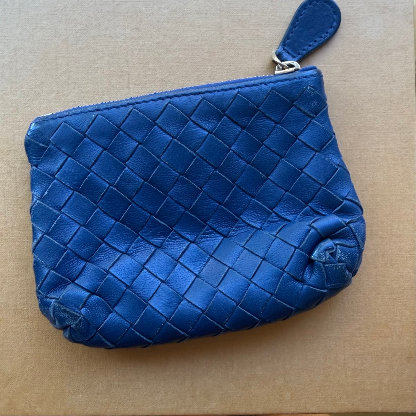 Authentic Preloved Bottega Veneta Coin Zippy
