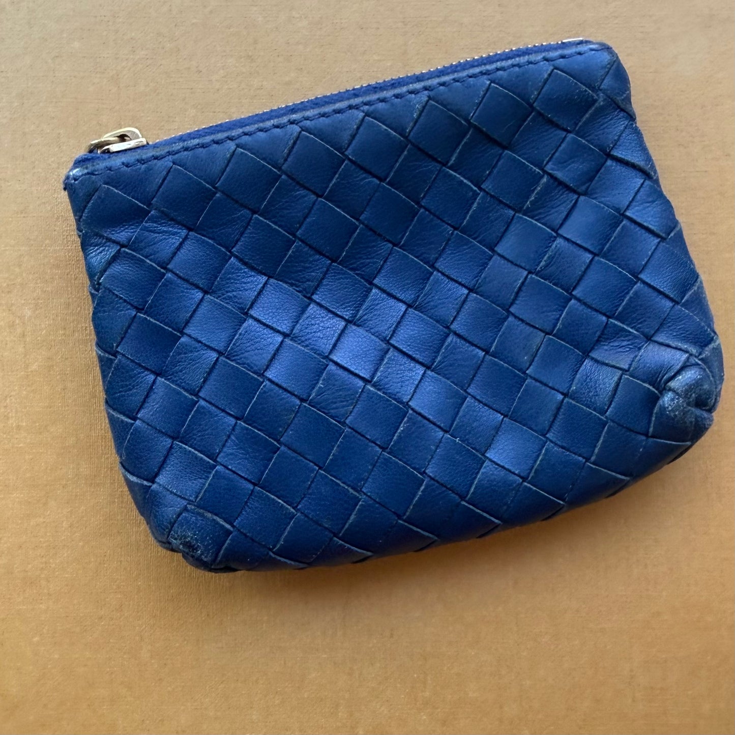 Authentic Preloved Bottega Veneta Coin Zippy