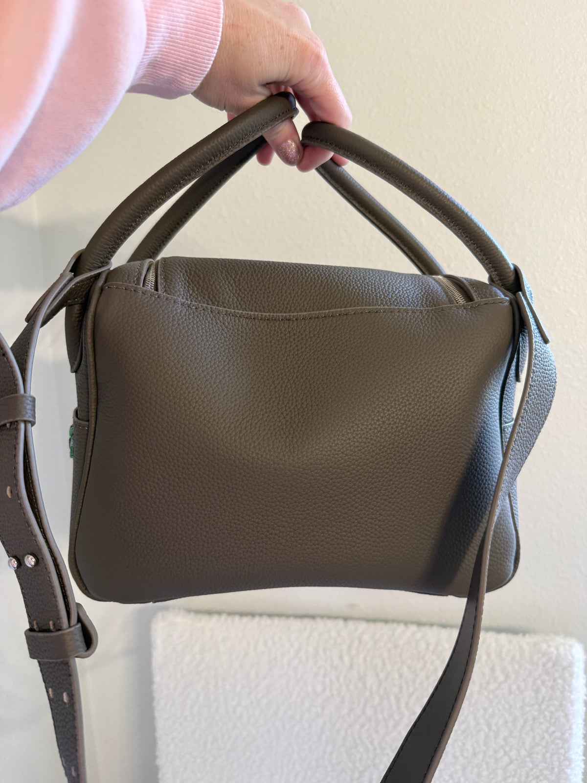 The SWINDY 26 Handmade Patched Handbag