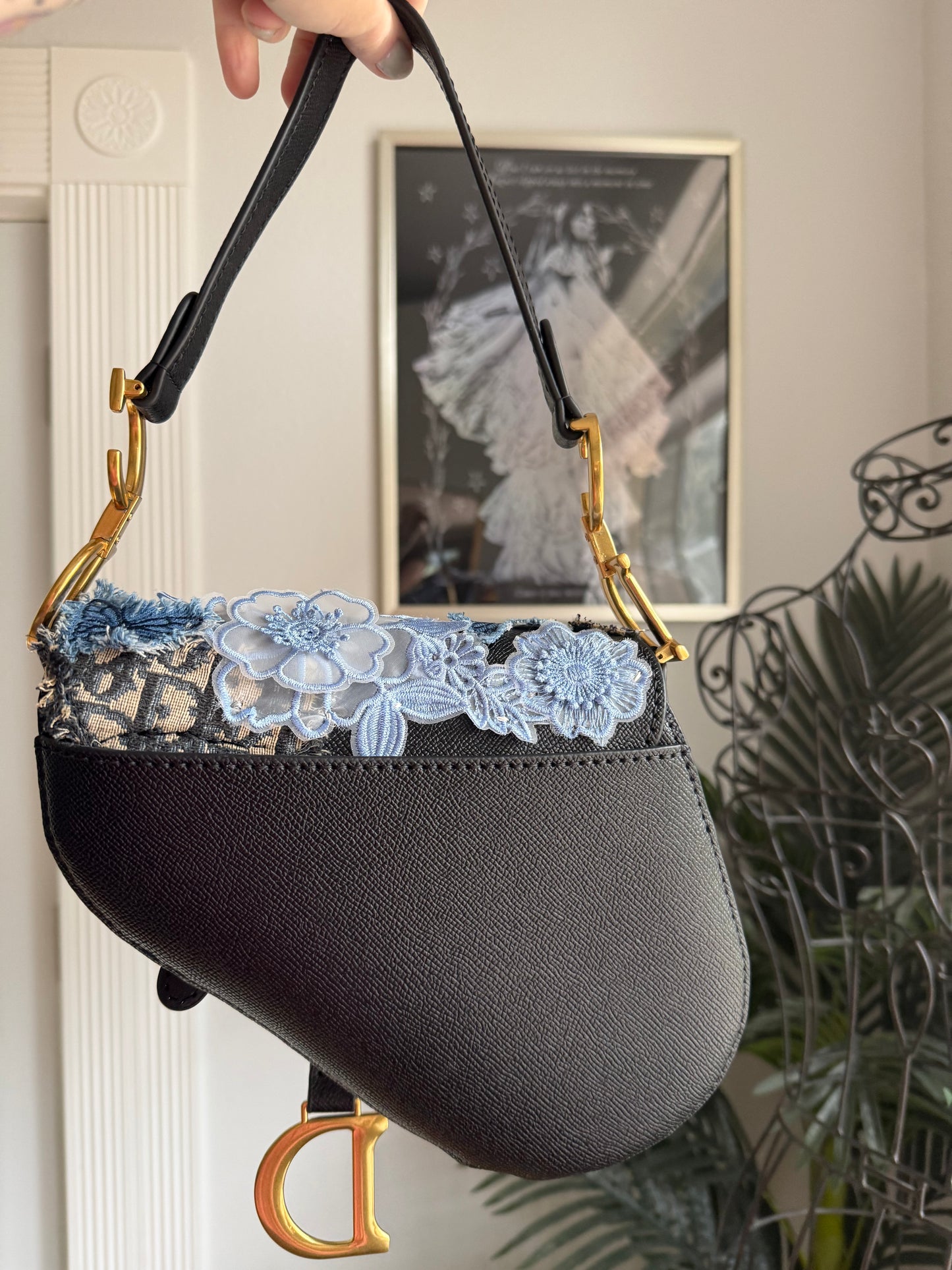 The WHITE HORSE Bag - Mixed Textiles with wallet