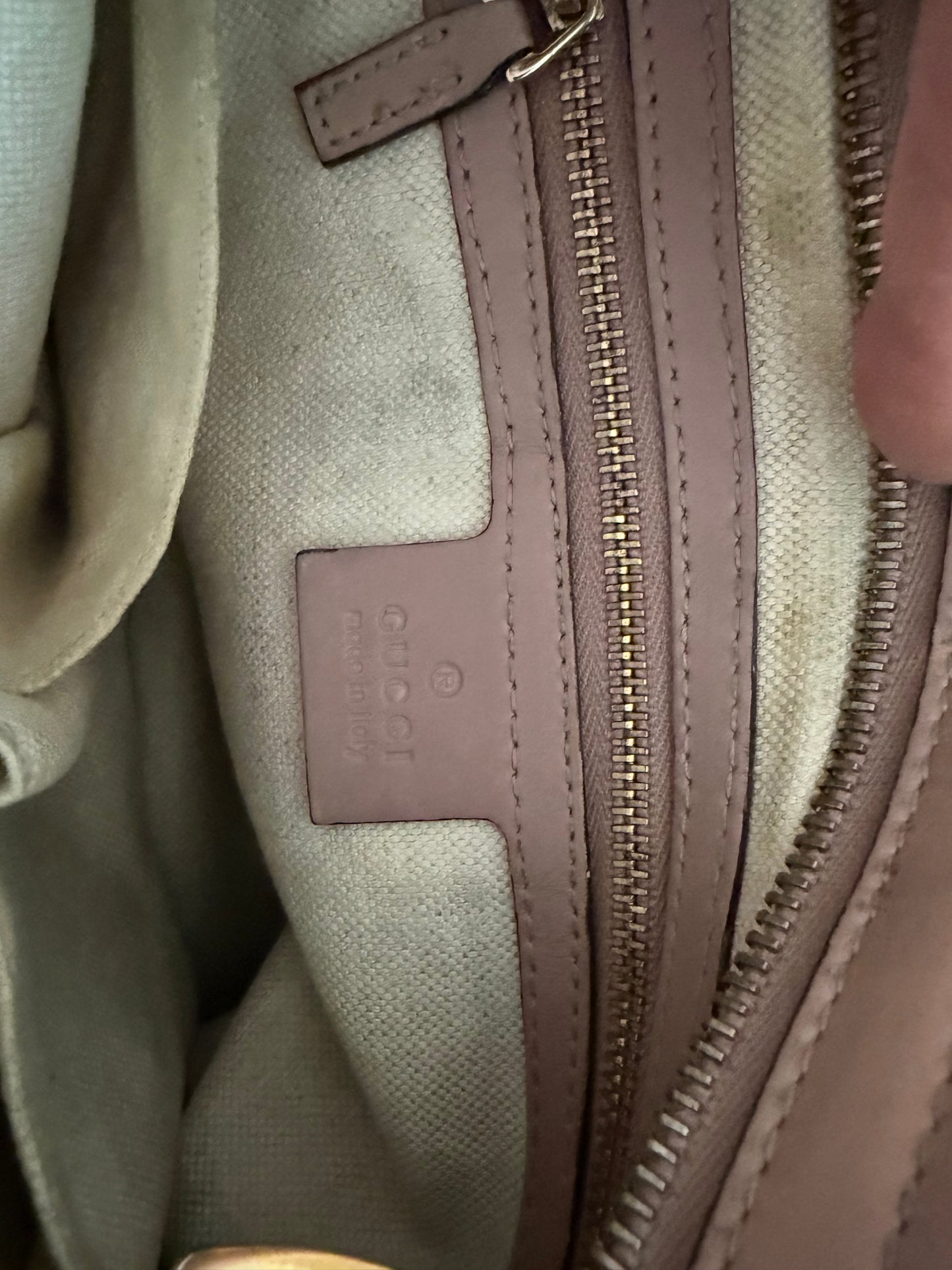 Authentic Preloved Leather Gucci Bree Tote