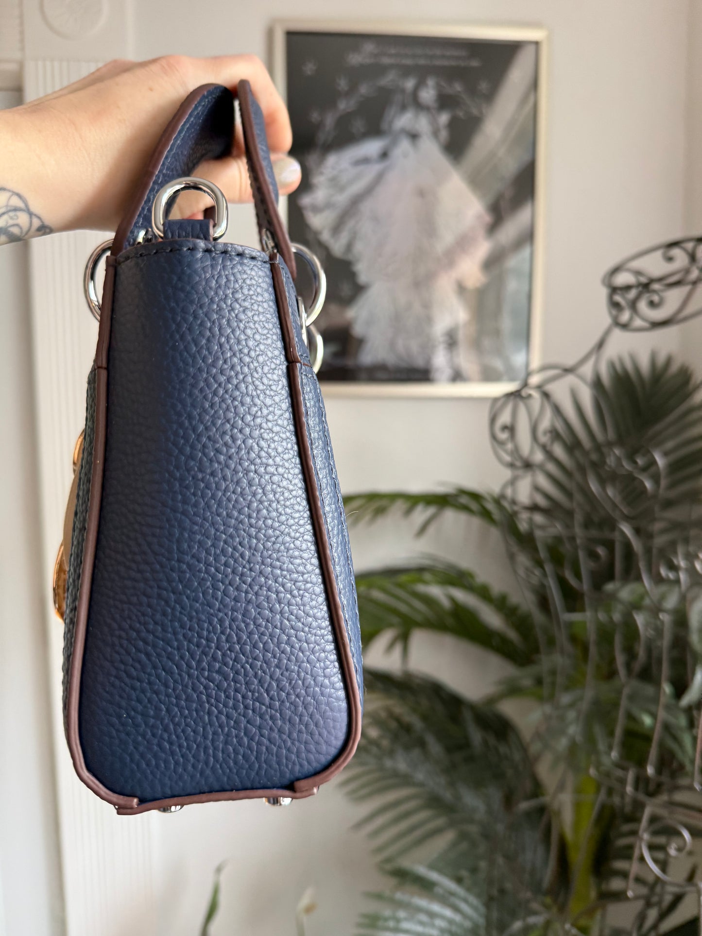 The SECRET GARDEN Bag - Navy Floral