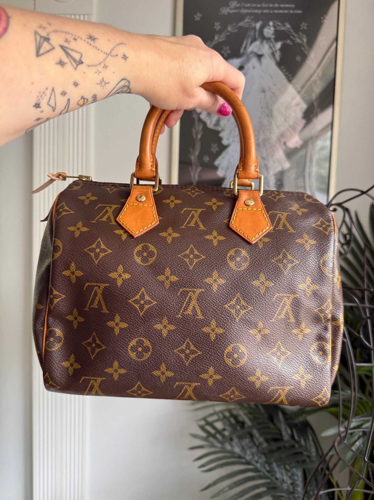 Authentic Preloved Vintage 1993 LV Speedy 25