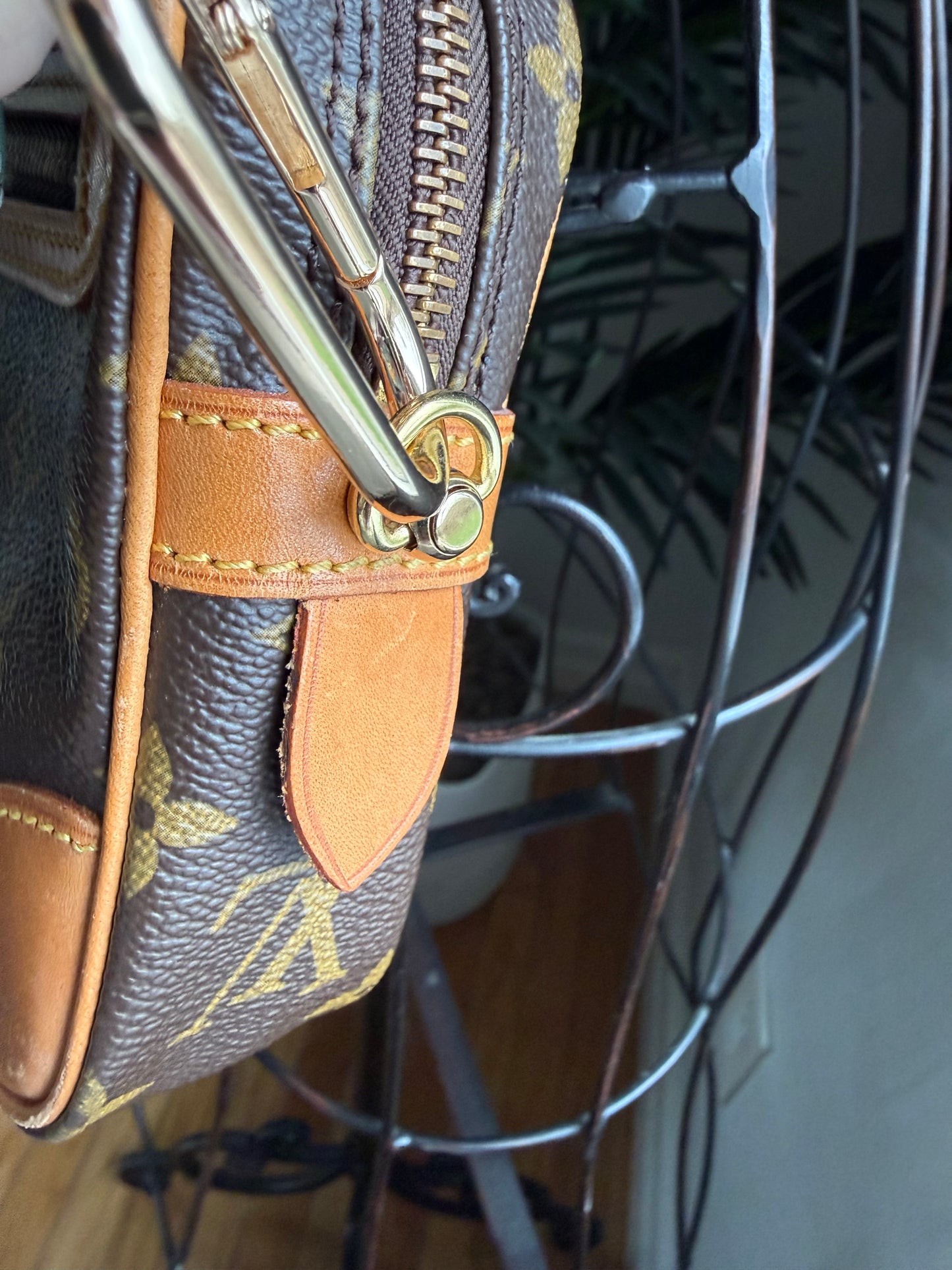 Authentic Preloved Vintage LV Marly GM Mono Crossbody