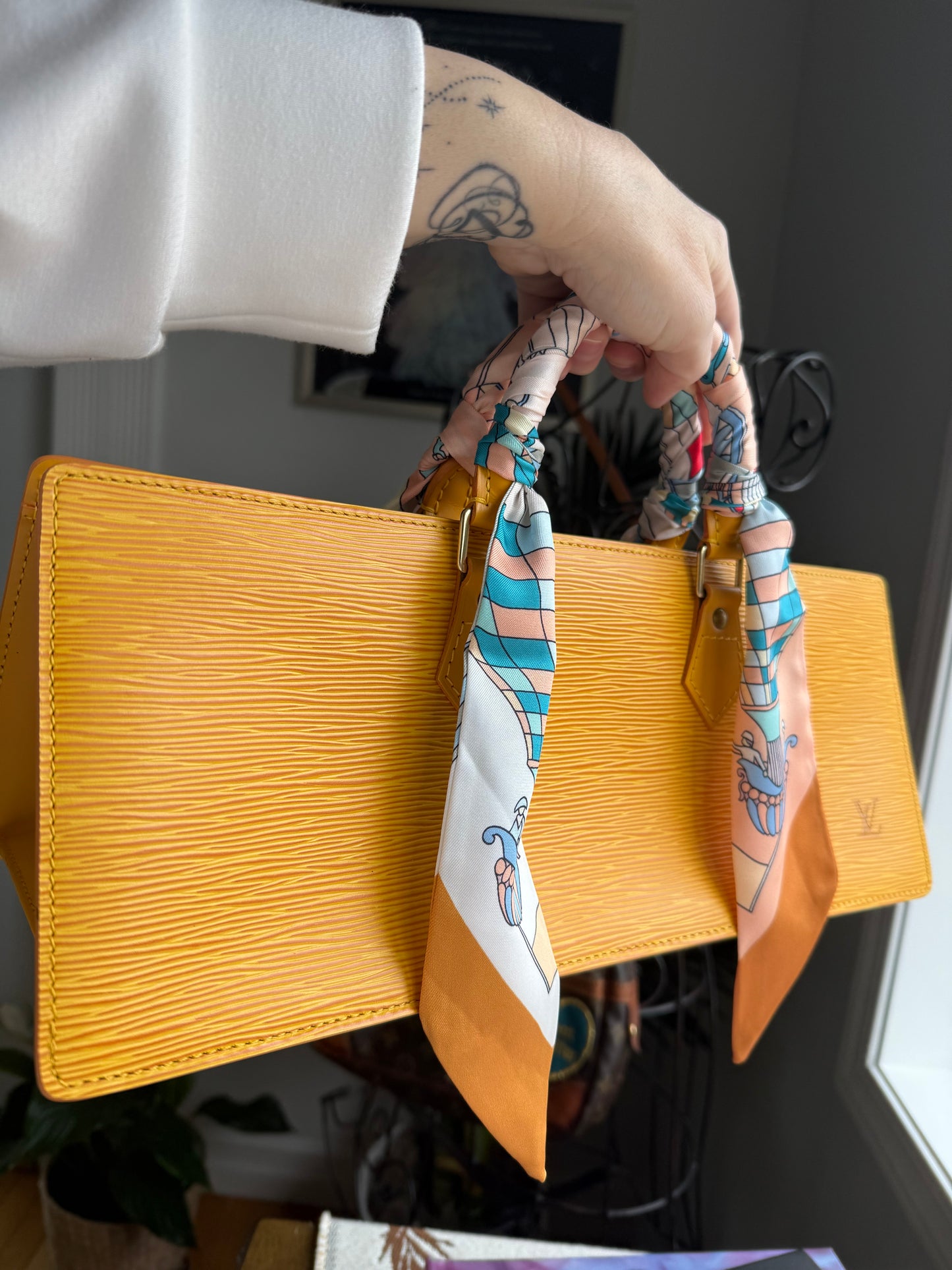 Preloved Authentic Vintage Luxury Statement Piece Iconic 1995 Louis Vuitton Sac Triangle bag in yellow epi leather