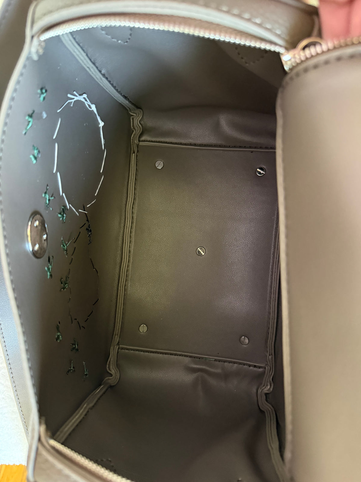 The SWINDY 26 Handmade Patched Handbag