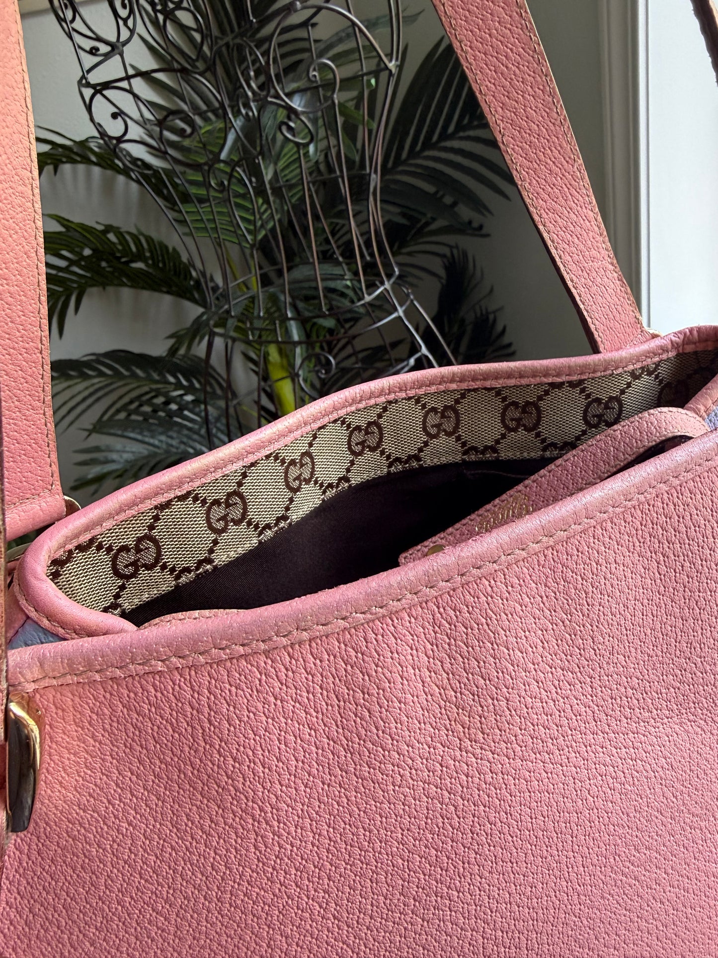 SOLD * Preloved Reimagined Authentic Vintage 2005 Pink Leather Gucci Abbey Tote