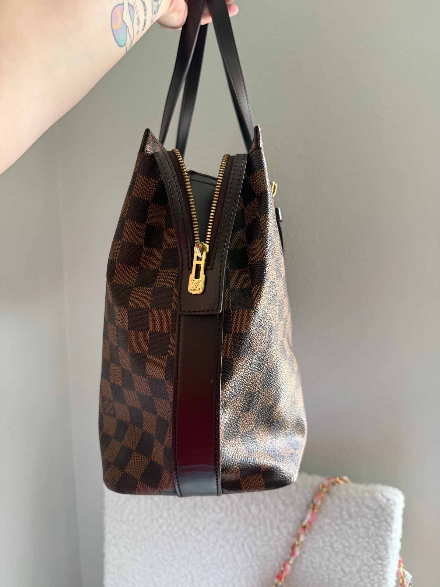 Luxury Authentic Preloved Chelsea Large Shoulder tote in Damier Ebene