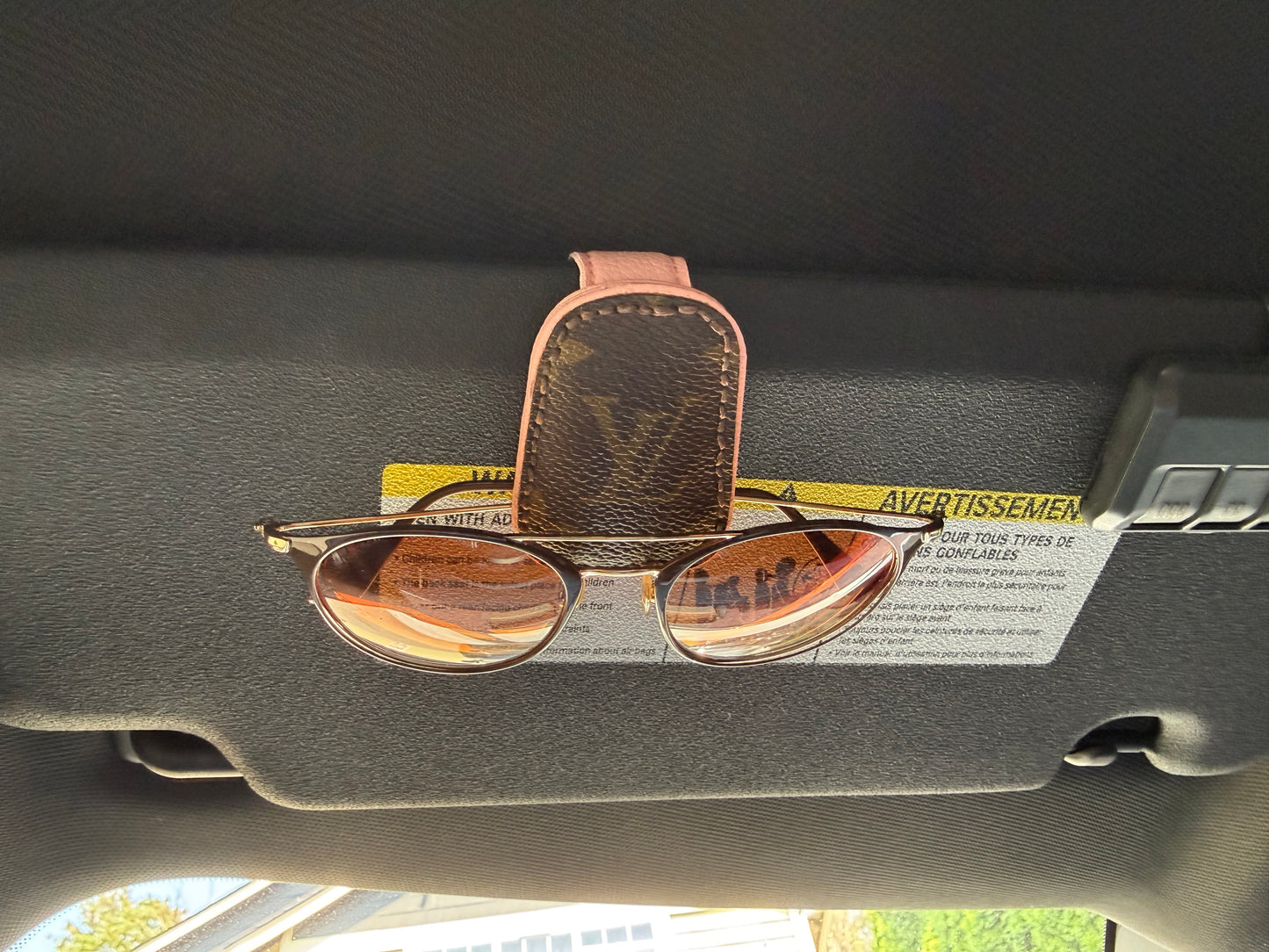 DAYLIGHT Mini Sunnies Visor Magnetic Holder